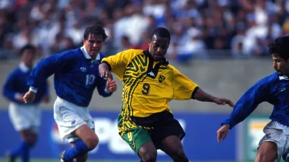 image: andrewwilliams_-_1998goldcupvguatemala_1