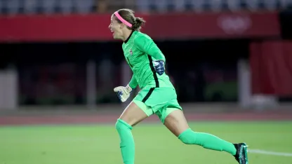 image: can-gk-stephanie-labbe