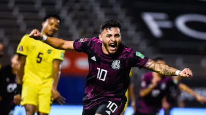 image: cwcq-alexis-vega-gol