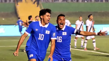 image: cwcq26-slv-vs-sur