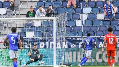 image: gk-etienne-vs-crepeau