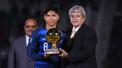 image: usaalexmendezgoldenball