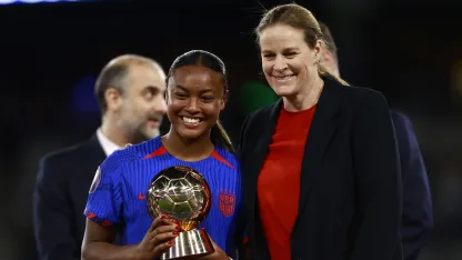 image: Shaw, Naeher lead honors at W Gold Cup