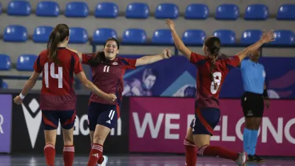 image: Últimos boletos a semifinales en juego en el Campeonato de Futsal Femenino