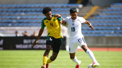 image: Brown rescata un punto para Jamaica ante Panamá