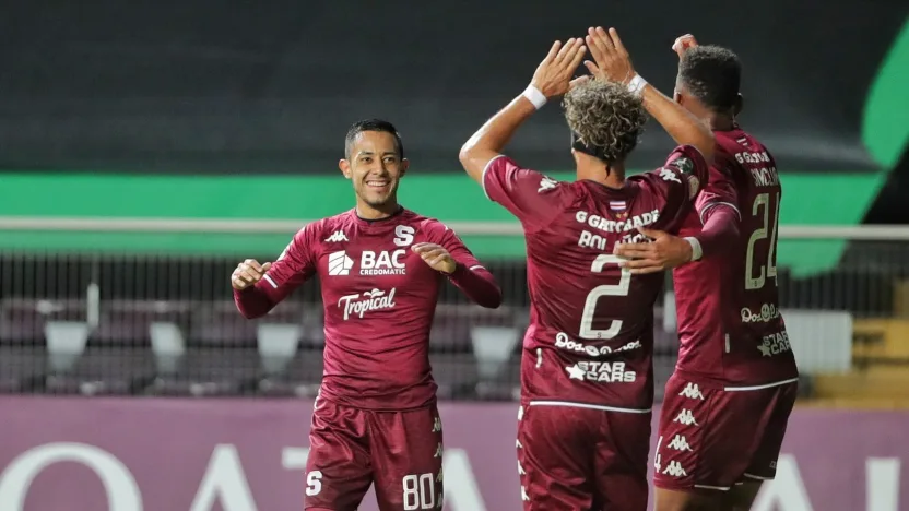 image: r162-top-saprissa