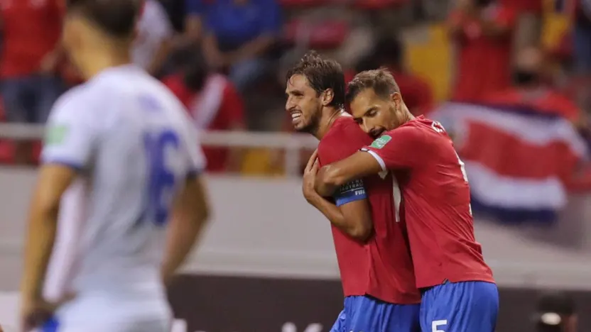 image: bryan-ruiz-celso-borges