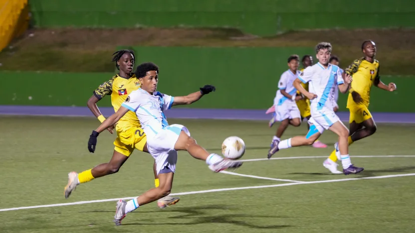 image: u17_guatema_vs_antiguabarbuda-80